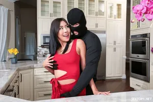 Kokoro là tình nhân của một...